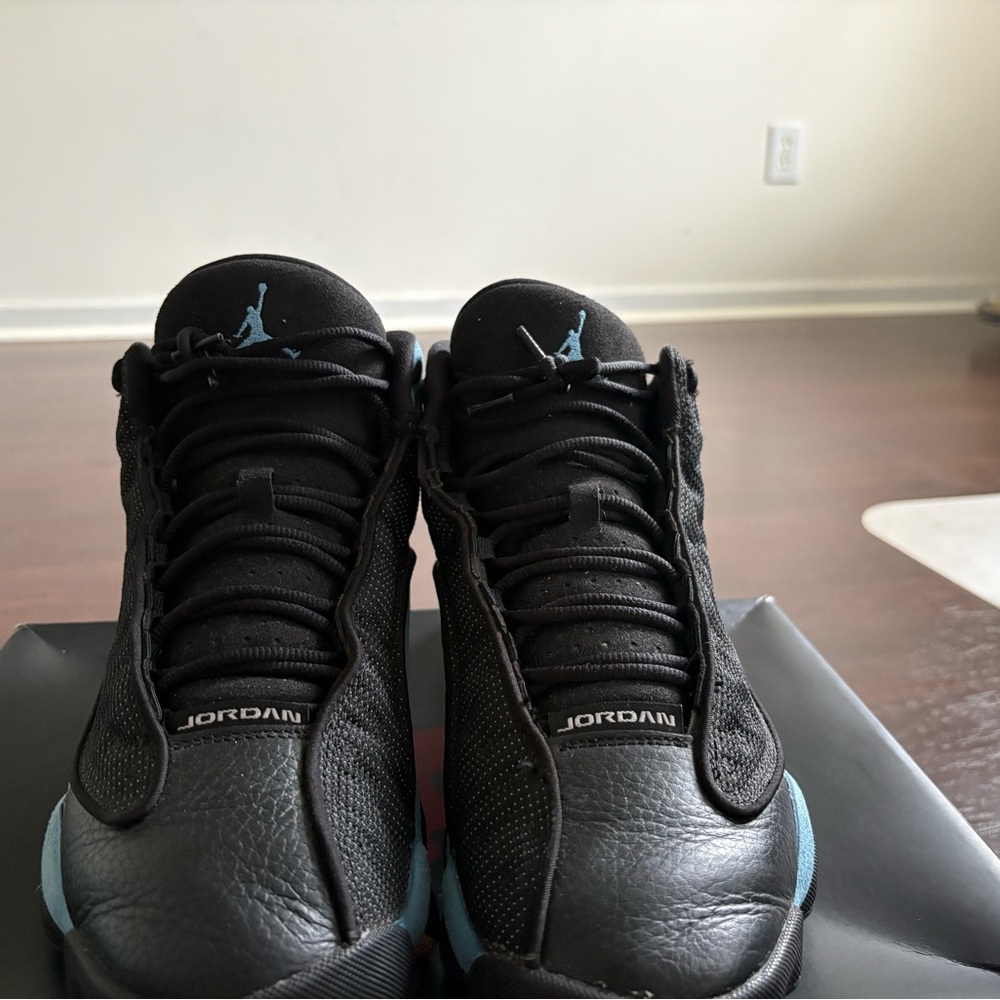 Jordan 13 university barely worn size 10 open to offers